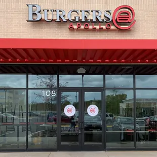 Come "TASTE THE CULTURE" at Burgers@ Apollo located in Camp Springs, MD near the National Harbor.