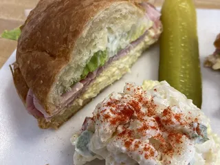 Harveys Sandwich & Salads