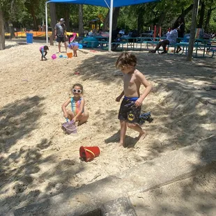 Building sand castles