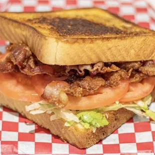 Classic BLT