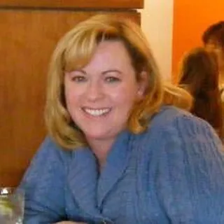 Nadine S.