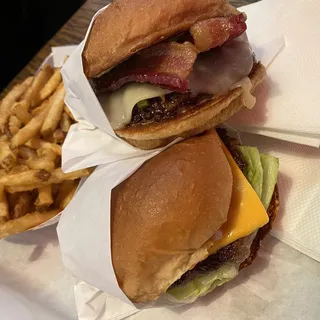 Toro Bravo Burger