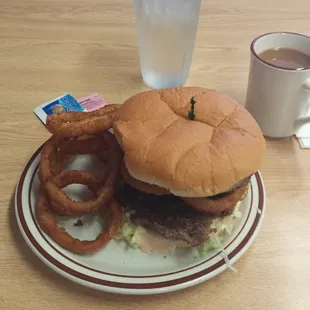 Crunchy burger delicious but messy