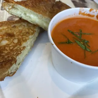 Grilled cheese sandwich