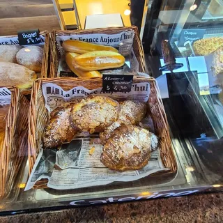Almond Croissant
