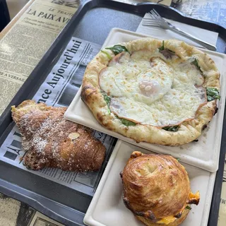 Sourdough Flatbread - Breakfast sandwich style (Item requires 45min prep)