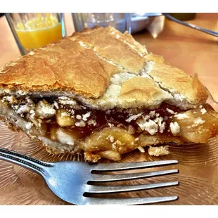 The Apple Pie. The BURGUNDY Restaurant . Good Old Fashion American/Greek Chicago&apos;s Diner ! Breakfast Lunch Dinner! Great Service! Nice!