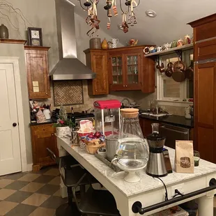 Jennifer's beautiful Country Kitchen! So welcoming!