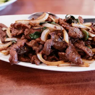 Basil & Dried Chili Beef (GFS)