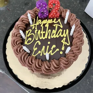 Chocolate vanilla cake