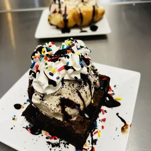 Brownie sundae