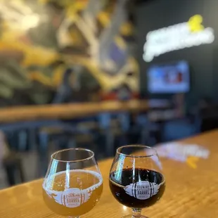 Double Dagger (L) and Cookie Cutter (R)