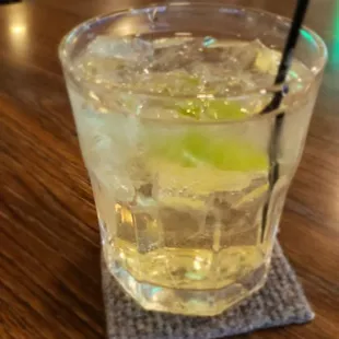 oysters and mussels, drink