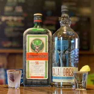 Quality drinks... Frozen shot glasses!