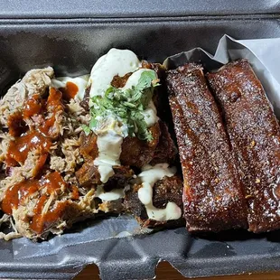 2+2 meat combo (ribs and pulled pork) and added the pork belly burnt ends