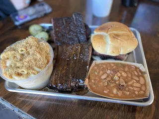 2M Smokehouse BBQ