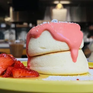 Strawberry Soufflé Pancake