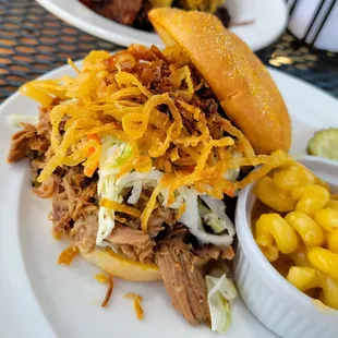 Pulled pork sammy