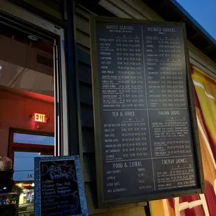 Menu + daily pastries