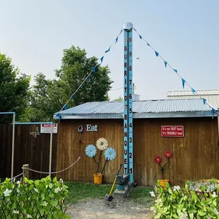 the entrance to the restaurant