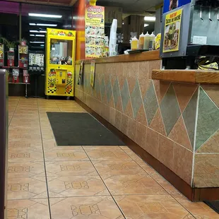 Order there. Best tacos ever. They do taco Tuesday!!