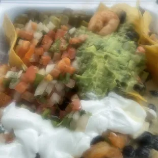 Shrimp deluxe nachos