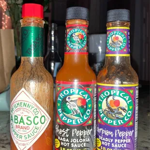 In ascending order of scoville units from left to right, here are the condiments I use to enhance my burrito