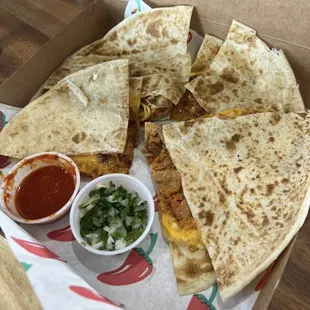 Quesadilla cargada juaritos