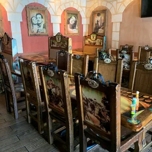 a table and chairs in a restaurant