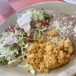 Shrimp taco plate.