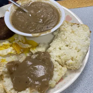 Buiscuit and gravy