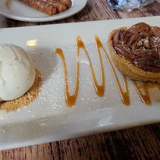 Mini Pecan Pie w/ Vanilla Ice Cream