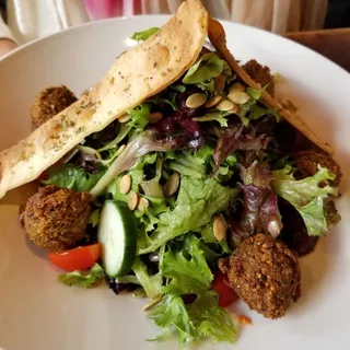 Falafel Salad