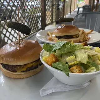 Busboys Burger*
