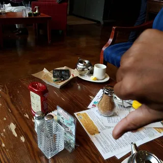 How to Tell When We Will Die On Pain, Disability, and Doom by Johanna Hedva