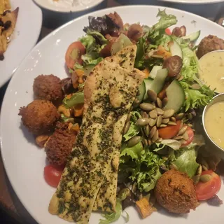 Falafel Salad