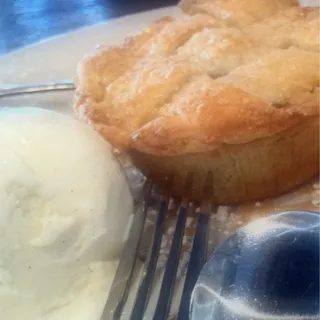 Mini Apple Pie w/ Vanilla Ice Cream