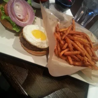 Egg & Cheddar Burger*