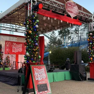 merry misfits band stage christmas town 2024