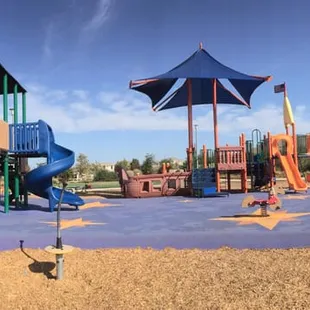 My daughter loves this park