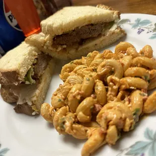 Cowboy Like Me Sandwich &amp; Pimento Pasta Sald