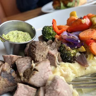 Tri tip bowl