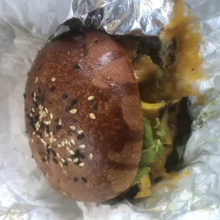 Vegetarian Burger (v)