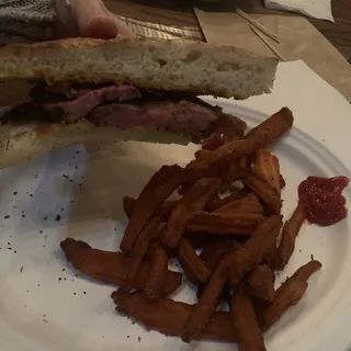 BBQ Tri-Tip Sandwich
