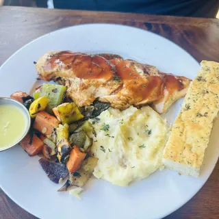 BBQ Chicken Plate (gf)