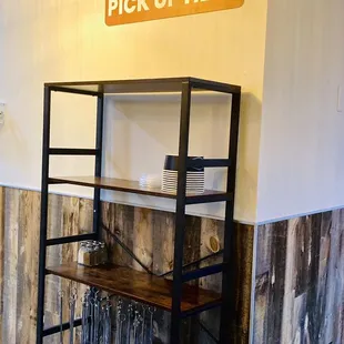 Online order pick up shelf