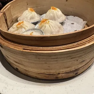 D2.soup Dumpling With Crab Meat And Duroc Pork (5 Pcs) D2.()