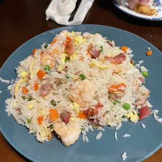 F5.yeung Chow Fried Rice (Bbq Pork & Shrimp) F5.