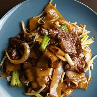 F6.beef Chow-Ho-Fen F6.
