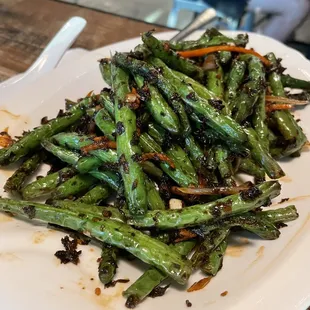 V4. Sauteed String Beans